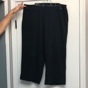 Gauchos/wide leg capris